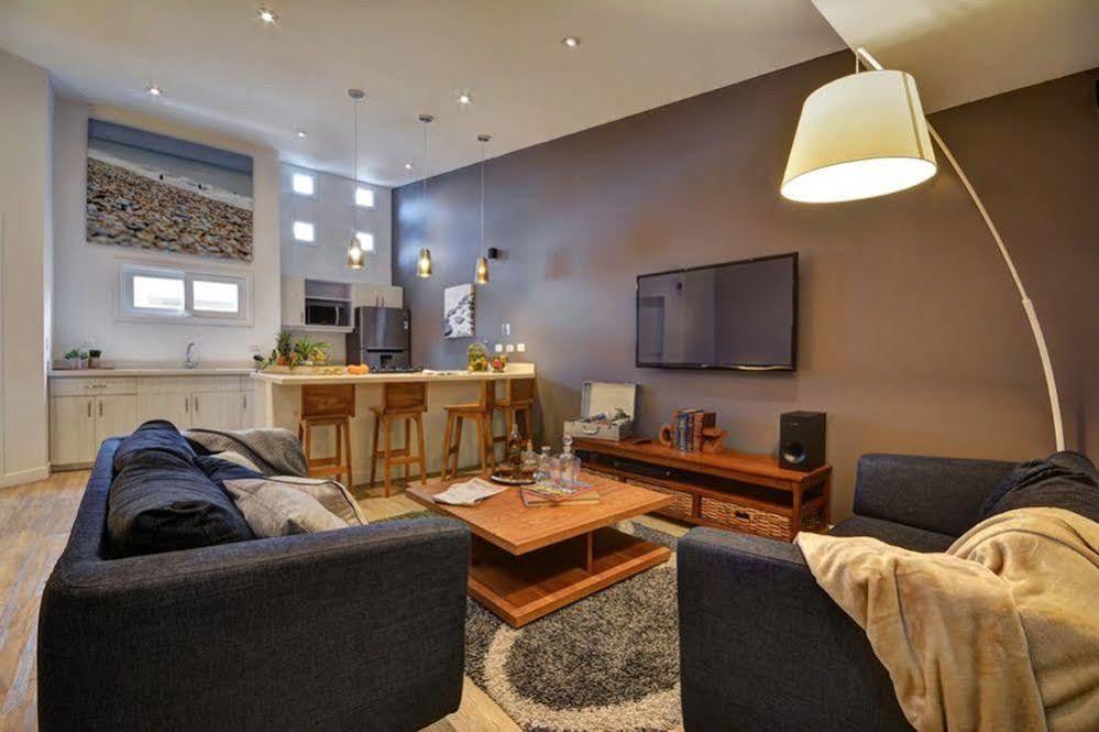 Oasis Suites Меделин Екстериор снимка