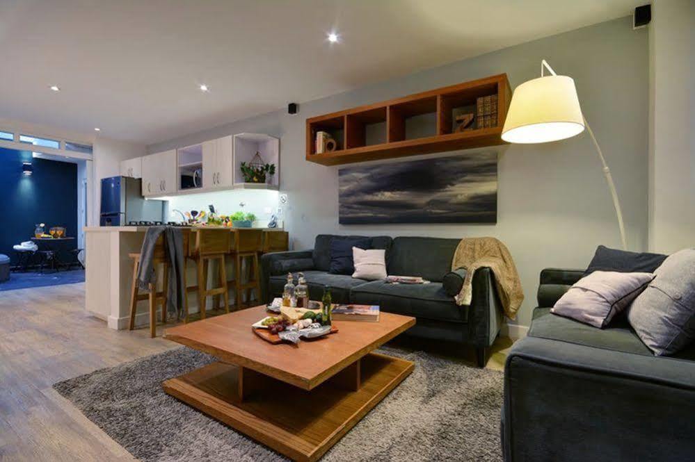 Oasis Suites Меделин Екстериор снимка