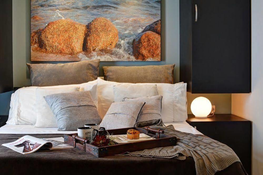 Oasis Suites Меделин Екстериор снимка